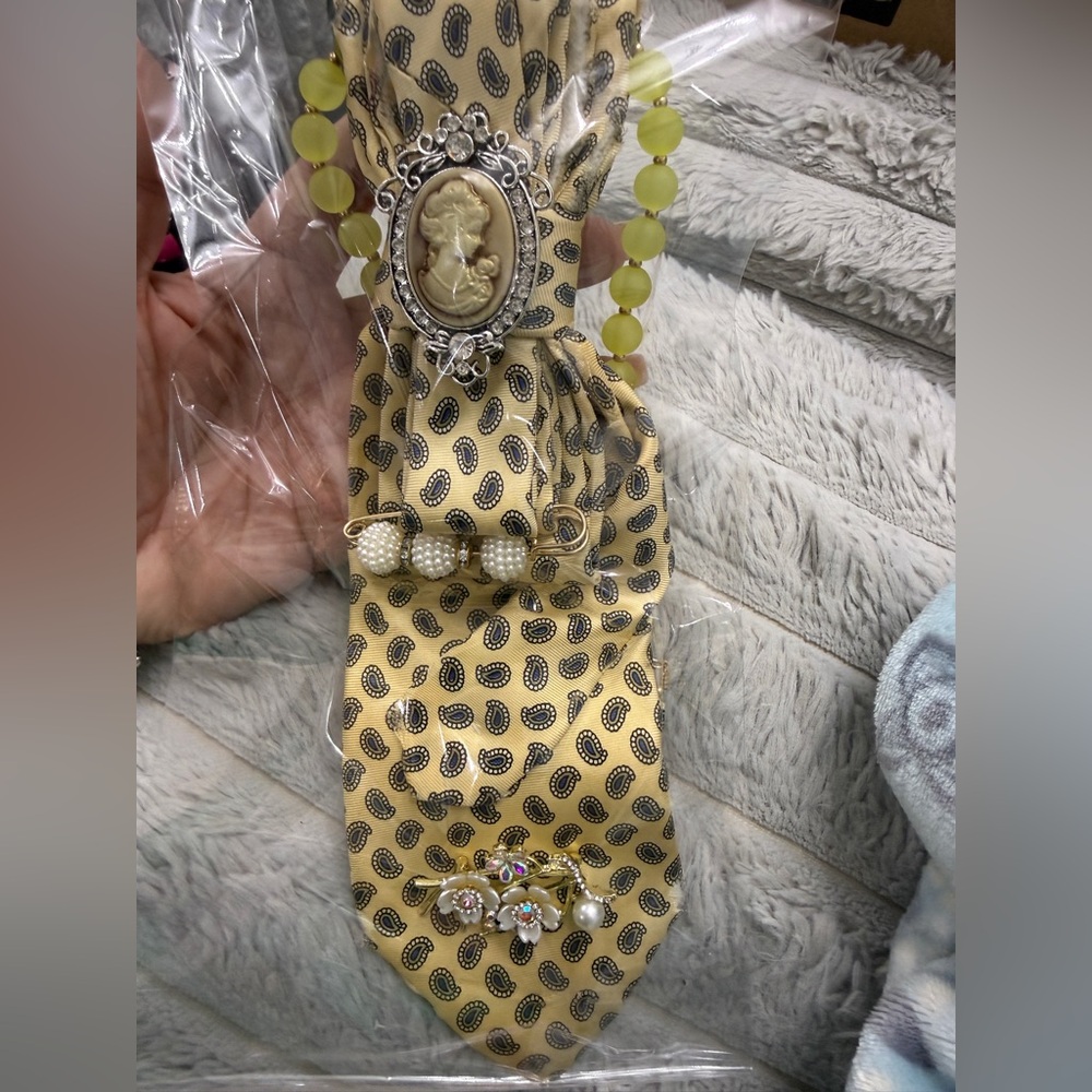 Vintage Style Yellow Paisley Tie necklace with Cameo Brooch